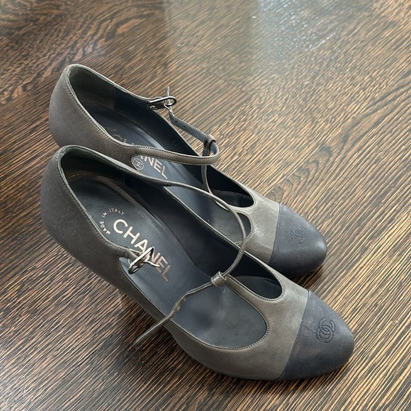 Chanel heels - Picture 4 of 4